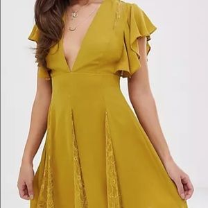 NWT ASOS size 10 Mustard flutter sleeve lace insert knee length dress